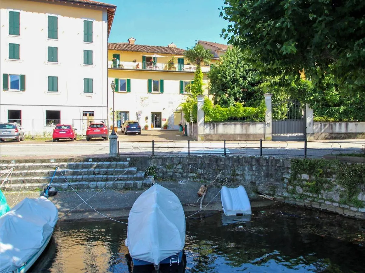 Apartment Verde By Interhome Porto Valtravaglia Italy